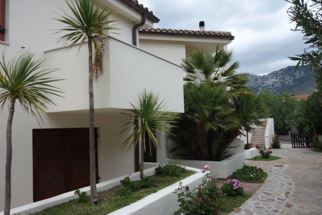 Niedriges Gebäude - Hotel Parco Blu Club Resort - Cala Gonone Niedriges Gebäude