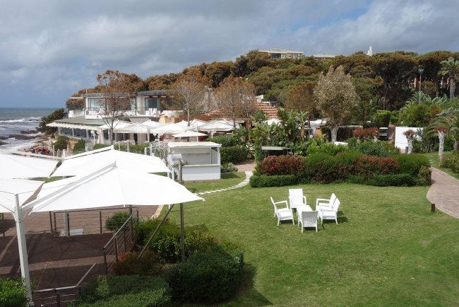 Blick in den Garten - Hotel Forte Village Le Palme - Santa Margherita di Pula Blick in den Garten