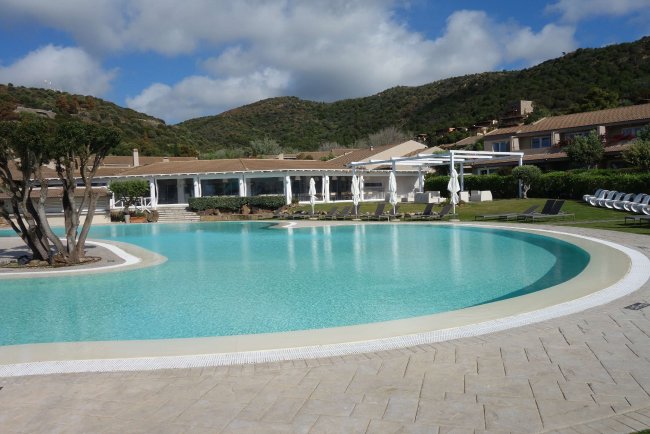 Swimmingpool - Chia Laguna Hotel Village - Domus de Maria Swimmingpool