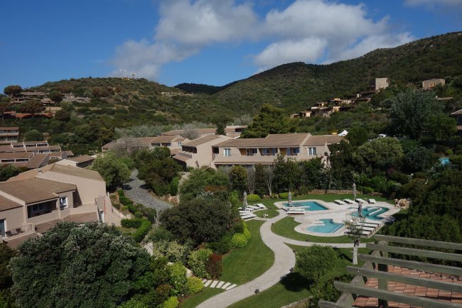 - Chia Laguna Hotel Village - Domus de Maria