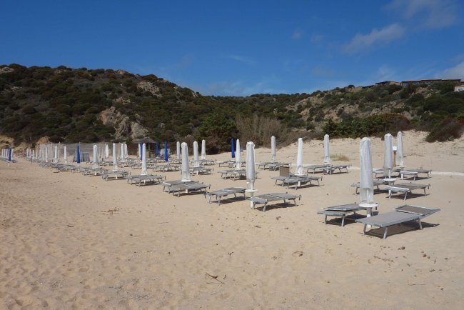 hoteleigener Strandbereich - Chia Laguna Hotel Village - Domus de Maria hoteleigener Strandbereich