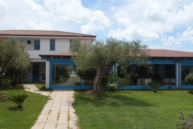 Flache Gebäude - Gran Torre Hotel Sporting Club - Cabras Flache Gebäude