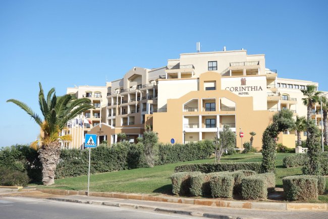 Außenfront - Hotel Corinthia St. George´s Bay - St Julian Außenfront