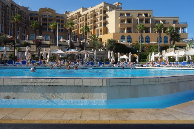 Infintypool - Hotel Corinthia St. George´s Bay - St Julian Infintypool