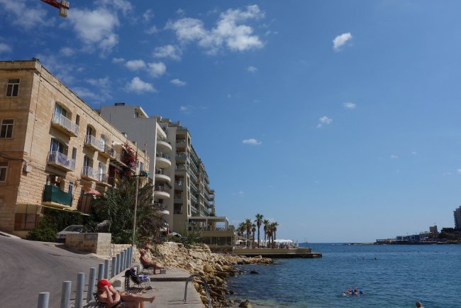 Direkt am Meer - Hotel Cavalieri Art - St Julian Direkt am Meer