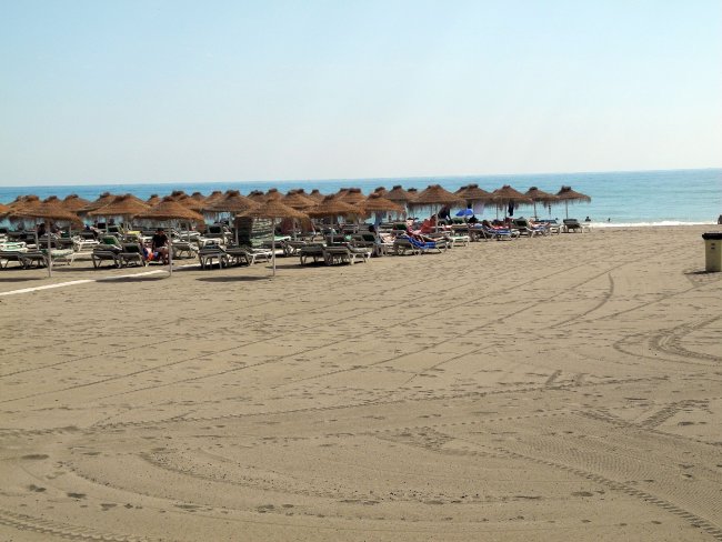 Strand vor dem Hotel - Hotel Tropicana - Torremolinos Strand vor dem Hotel