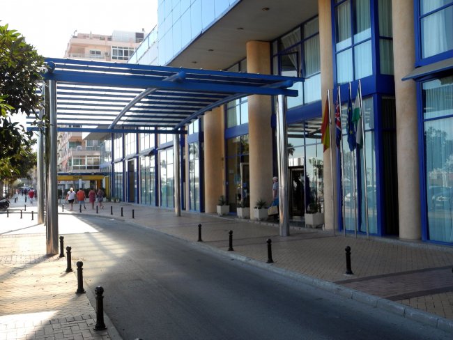 Hoteleingang - Hotel Yaramar - Fuengirola Hoteleingang