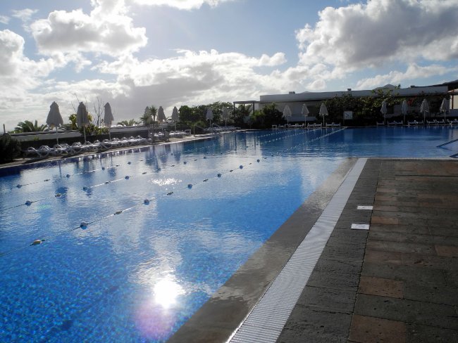Großer Pool - Hotel Costa Calero - Puerto Calero Großer Pool
