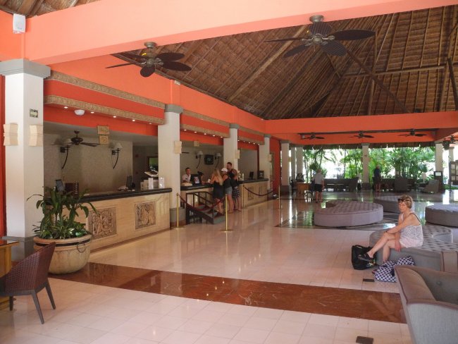 Blick in die Lobby - Hotel Grand Palladium Kantenah Resort & Spa - Puerto Aventuras Blick in die Lobby