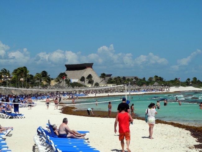 Blick über den Hotelstrand