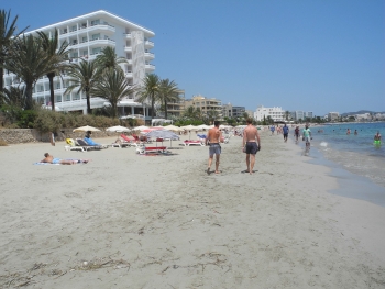 Direkt am Strand