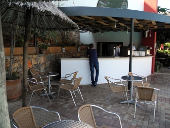 Poolbar