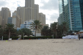 Niedriges Gebäude Niedriges Gebäude