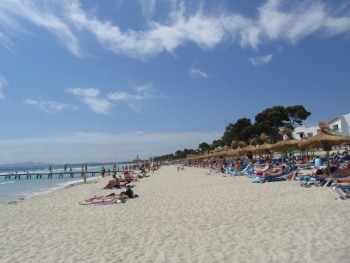 Viel Platz am Strand
