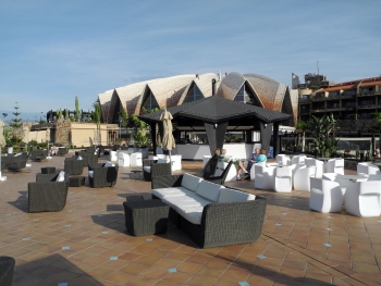Sitzgruppe der Poolbar