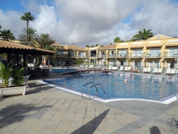 Hauptbecken Hauptbecken