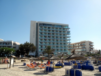 Direkt am Strand