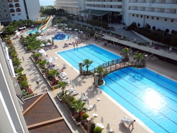 Poollandschaft
