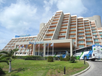 Stufenartiges Gebäude