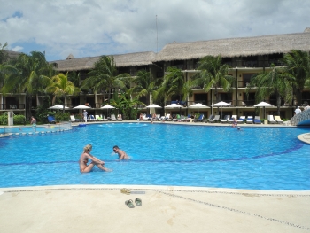 Zweiter Pool Zweiter Pool