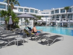 Liegen am Pool