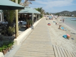 Mehrere Strandbars