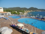 Blick über den Pool