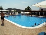 Unteres Schwimmbecken