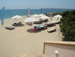 Strand vor dem Hotel