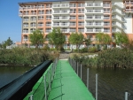 Brücke über den Fluss