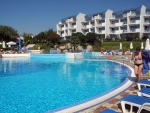 Blick über den Pool