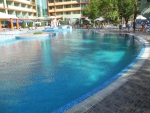 Relativ großer Pool