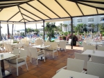 Sitzbereich der Poolbar