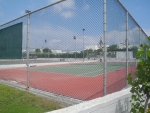 Etliche Tennisplätze