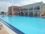 Hotel und Pool