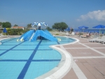 Kinderpool mit Rutsche