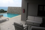 Zimmer mit Pools