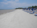 Flacher Strand
