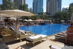 Liegen am Pool