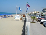 Sandstrand vor dem Hotel