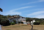 Garten zwischen Hotel und Strand