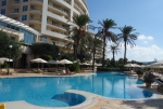 Hotel und Swimmingpool