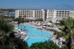 Riesiger Poolbereich