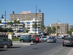 Küstenstraße vor dem Hotel