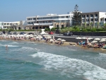 Schmaler Sandstrand