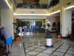 Lobby mit Rezeption