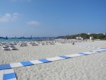 Feiner, heller Sandstrand