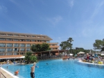 Blick über den Pool