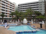 Hotel und Pool