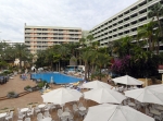 Hotel und Pool
